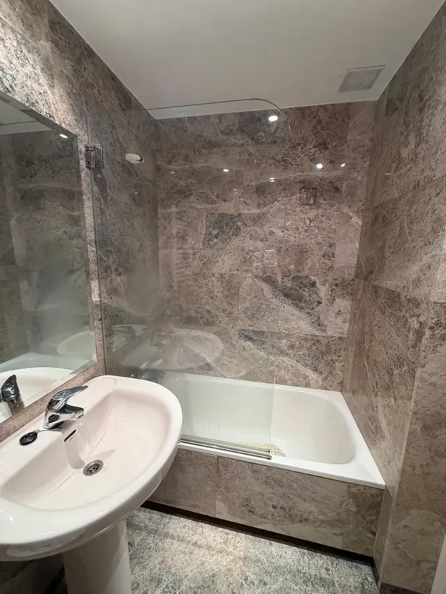 MAGNIFICO piso de DOS dormitorios en VALDEACEDERAS — 35