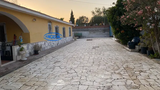 Típica casa tradicional de campo situada sobre terreno URBANO!  de 3900m2 — 4