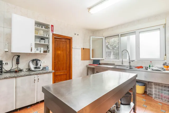 Hostal-Restaurante con magnifica casa anexa — 22