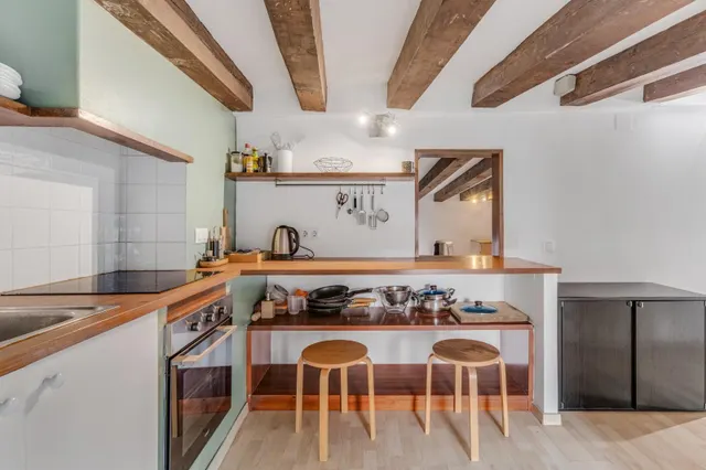 Estudio tipo Loft reformado y luminoso en el Gòtic — 7