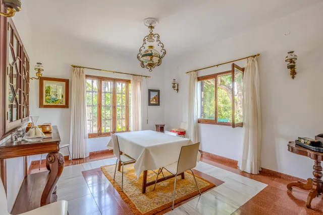 Casa con encanto en tafira, amplia parcela y construcciones auxiliares — 24
