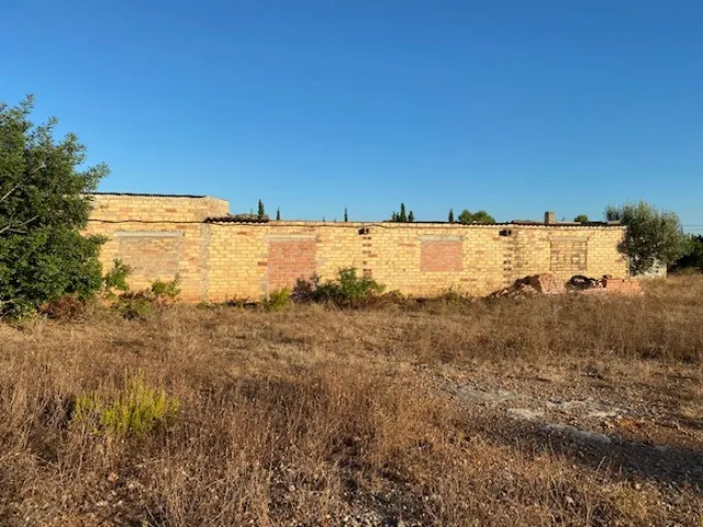 Fantástica finca a 1,5 km del mar en l'Ampolla — 8