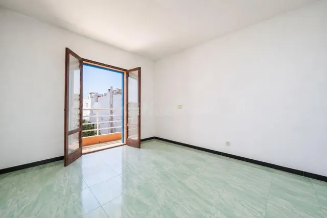 Piso en Cala Ratjada con gran terraza, ubicación junto al ce - foto 3