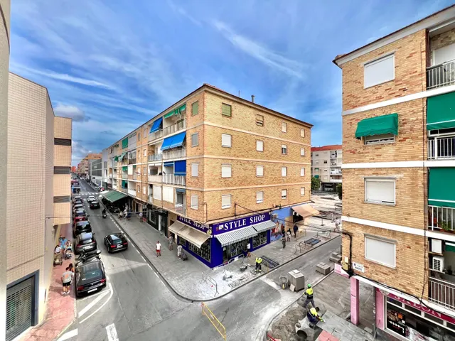 APARTAMENTO DE 3 habitaciones, TODO EXTERIOR, RODEADO DE TODOS LOS SERVICIOS A TAN SOLO 450mts DEL MAR — 12