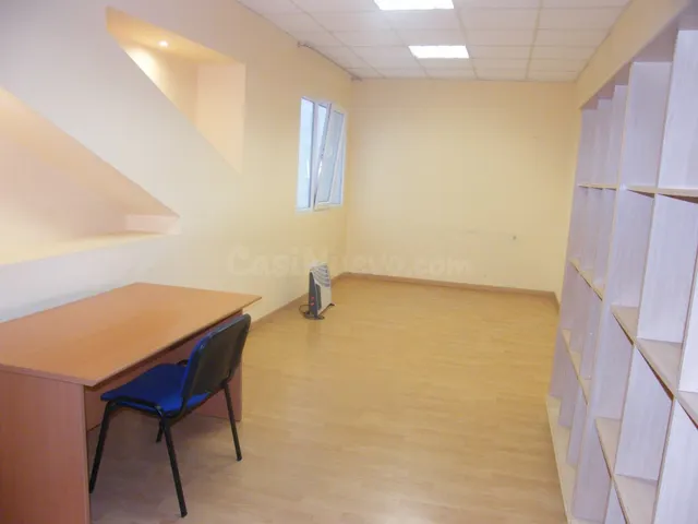 Oficina en Torrelavega - foto 4
