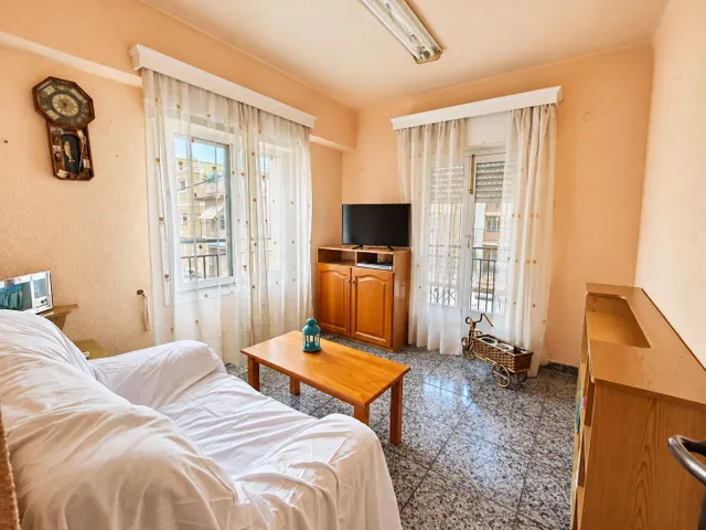 Piso 4 habitaciones 88m² en venta - Casco urbano — 19