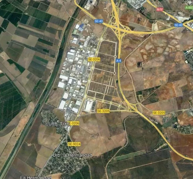 Nave industrial 15000m² en alquiler - Entrenucleos