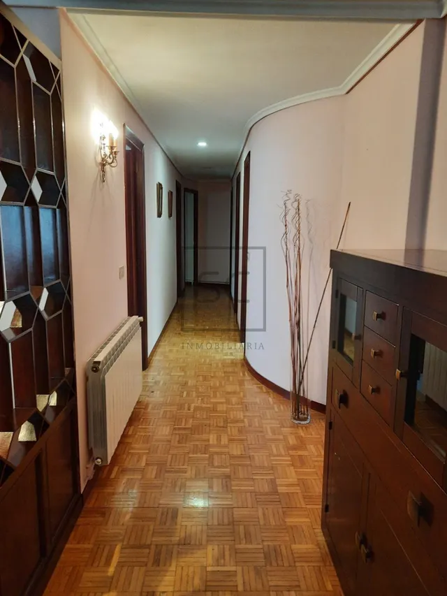 Piso amplio con ascensor en el centro de Ferrol — 22