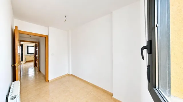 Piso en venta en Almacelles. — 9