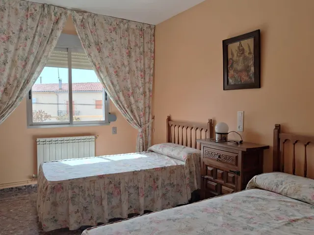 Amplia vivienda con gran garaje, patio y excelente luminosidad — 21