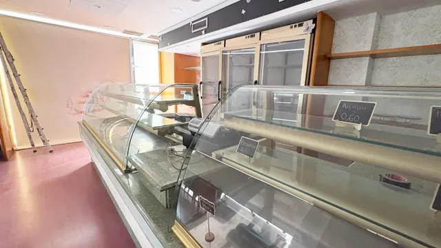 LOCAL COMERCIAL EN ALQUILER EN GARRIDO NORTE, SALAMANCA. Urb - foto 4
