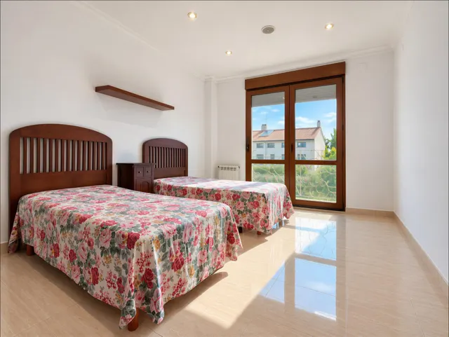 ESPECTACULAR CASA A LA VENTA EN ALBALAT DELS SORELLS — 46