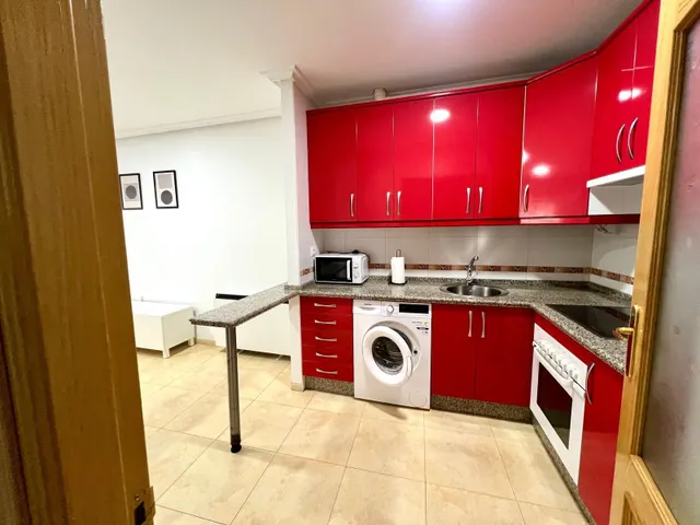 PISO CON PLAZA DE GARAJE EN  EN CALLE SAN ISIDORO — 8