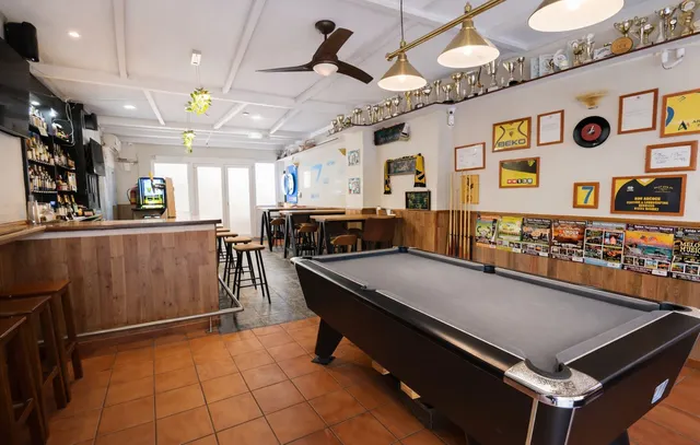 Bar 110m² en venta - Centro — 7