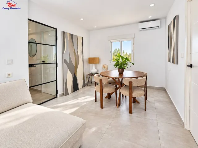 Apartamento reformado y amueblado con terraza a 300 metros de la Playa de la Rada, Estepona — 9