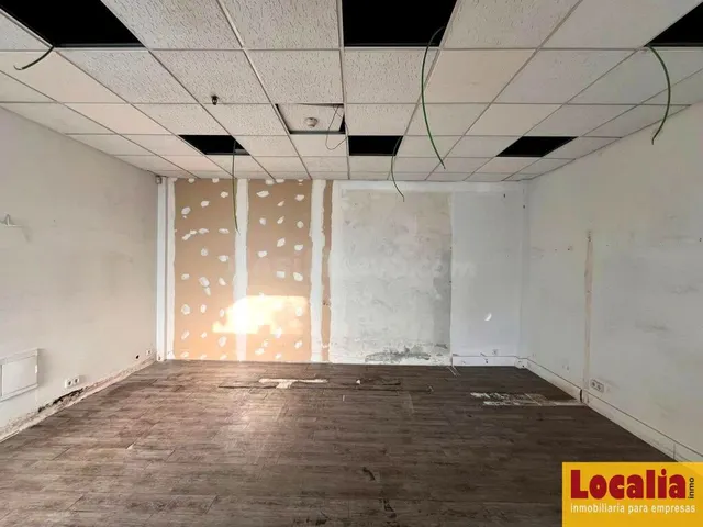 Local en alquiler en Torrelavega de 35 m2 — 2