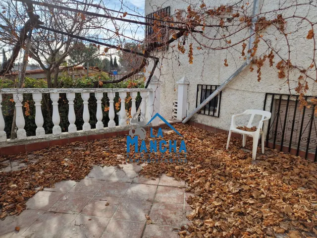 *180.000€* inmobiliaria la mancha vende parcela en Albacete — 40