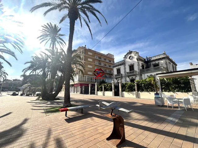 Chalet esquinero con gran sótano y jardín en San Javier — 36