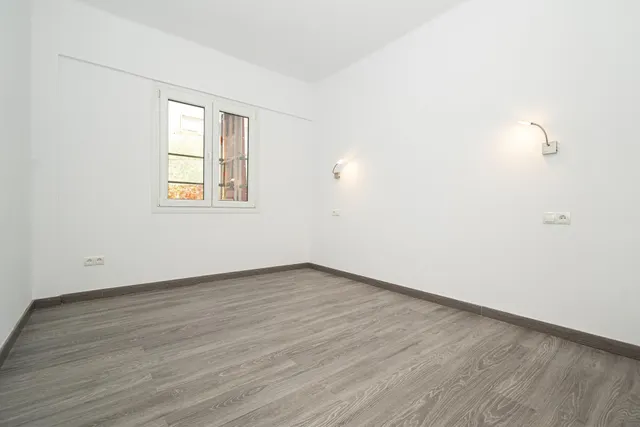 Magnífico primer piso reformado con terraza — 11