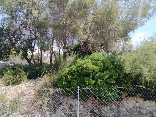 Terreno urbano edificable en venta de 840 m2 en zona residencial de Cunit — 15