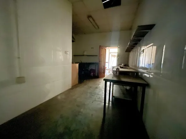 Excelente Oportunidad: Local Comercial en Águilas por solo €95,000 — 4