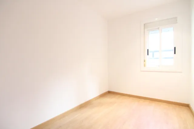 Fantástico piso de 3 habitaciones con ascensor, listo para entrar a vivir en la zona del estatut de Olesa de Montserrat — 17
