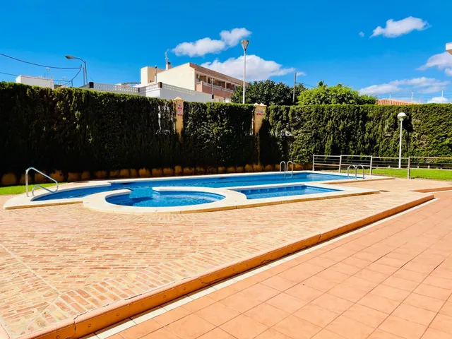 Apartamento de 3 Dormitorios con vistas al mar — 23