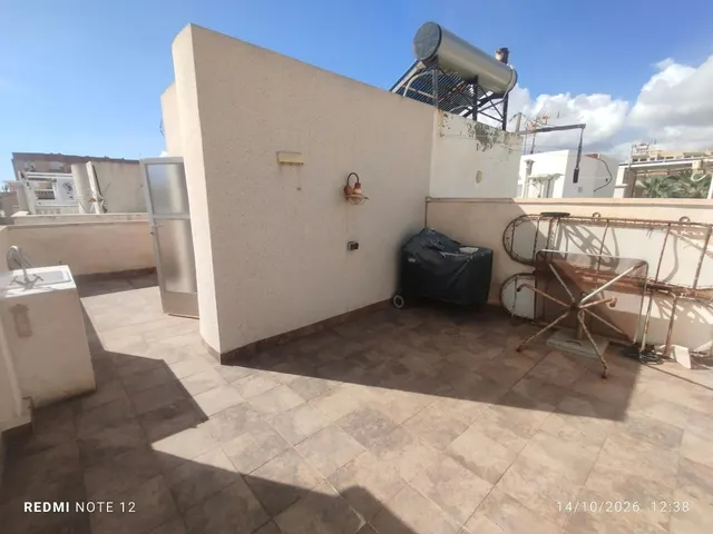 Estupenda casa adosada en esquina cerca de la playa de Guardamar del Segura — 31