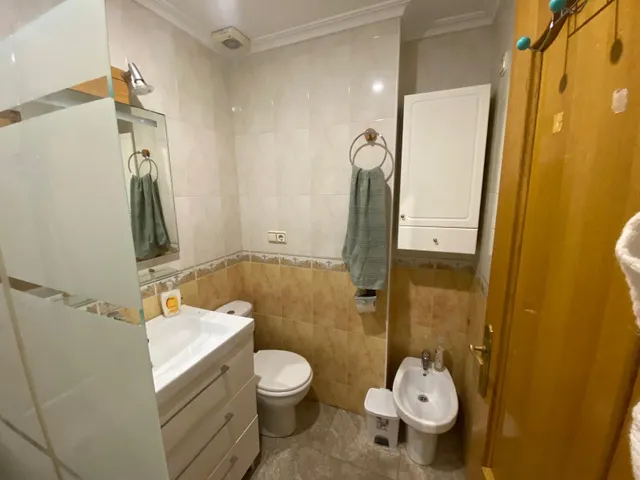 Apartamento con 2 dormitorios, 1 baño, 700 m. de la playa — 9