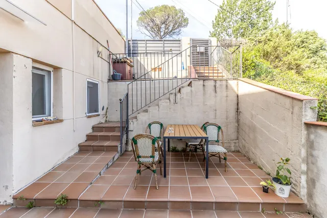 EDIFICIO CON VISTAS PANORAMICAS CON INQUILINOS — 37