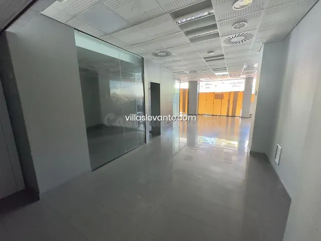 LOCAL COMERCIAL REFORMADO — 5