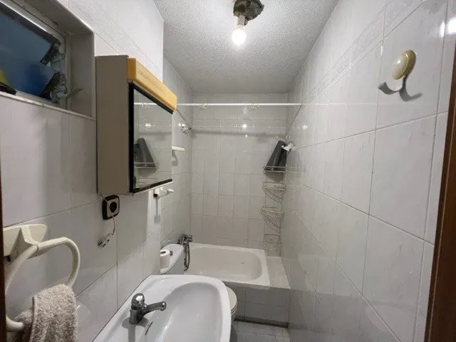 Venta de piso céntrico, 3 dormitorios, 2 baños, zona santa eulalia y universidad — 13