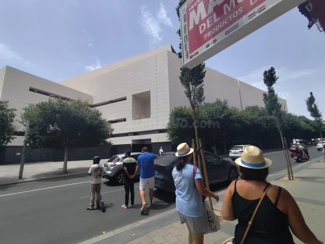EDIFICIO PARA 10 ESTUDIOS MAS ATICO CERCA DE PLAZA DE TOROS, - foto 3