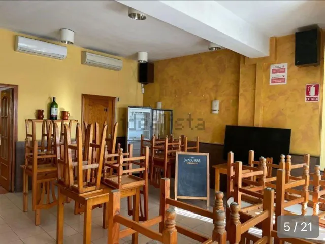 SE VENDE CASA CON LOCAL PARA LA HOSTELERÍA Y VIVIENDA — 13