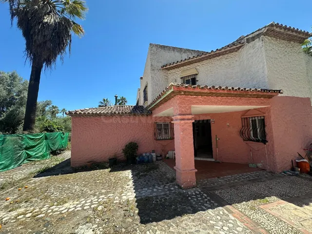 Chalet 7 habitaciones 356m² en venta - Marbella - foto 3