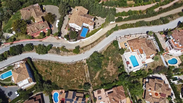 Terreno en Mijas con vistas al mar y construcción exclusiva — 15