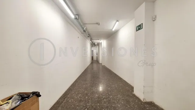 Local comercial 1084m² en alquiler - Sagrada Familia — 32