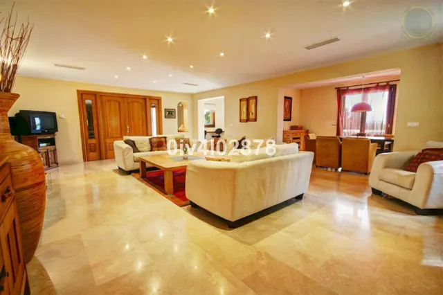 Chalet 10 habitaciones 658m² en venta - Centro - foto 3