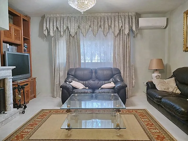 Esta casa no trata sólo de metros cuadrados.... ¡ ES EL GRAN ESCENARIO DE TU VIDA ! — 27