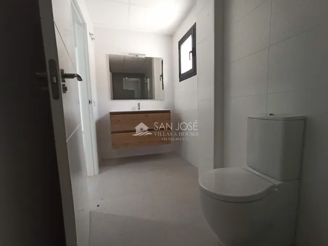 Se vende Villa con piscina en Cañada de la Leña — 28