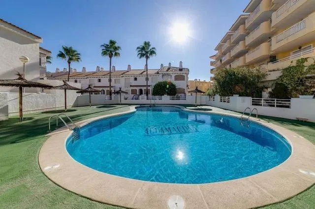Apartamento junto a la playa de Aguamarina — 15