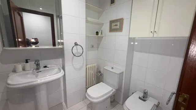 MARAVILLOSO PISO DE ALQUILER POR TEMPORADA EN PLENO CENTRO DE OURENSE – ZONA VALLE-INCLÁN — 40