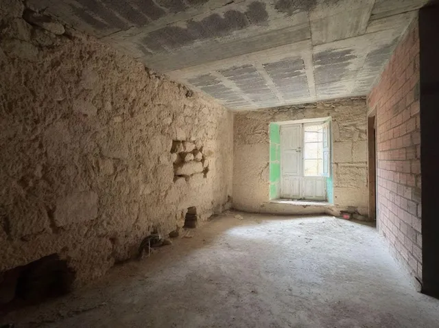 Casa de piedra en camino de Santiago en Corcubion — 7