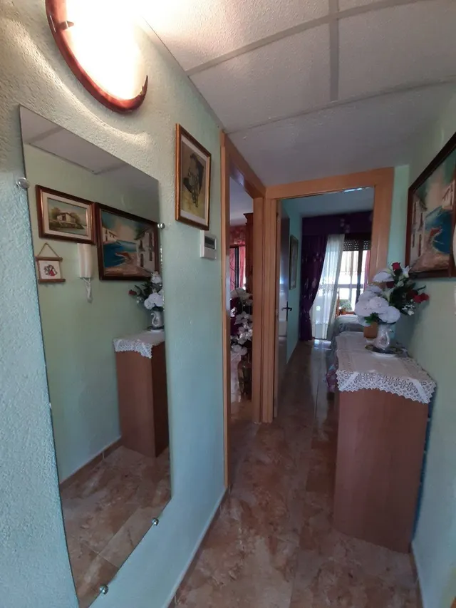 Primera linea, edificio Los Gemelos, reformado. www.inmobiliarialesdunes.com — 20