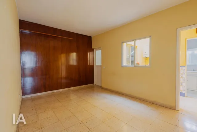 CASA UNIFAMILIAR CON TERRENO URBANO Y GRANDES POSIBILIDADES EN OFRA — 16
