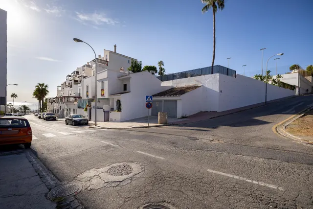 Dúplex de 4 dormitorios con vistas al mar, terraza y piscina en Velilla-Taramay — 44