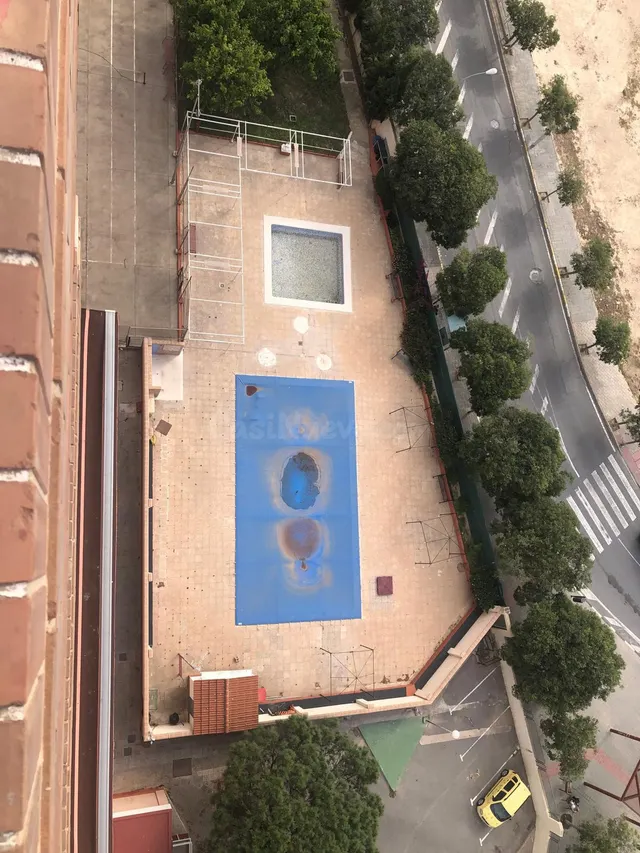 Piso en venta con garaje y piscina en Alicante — 21
