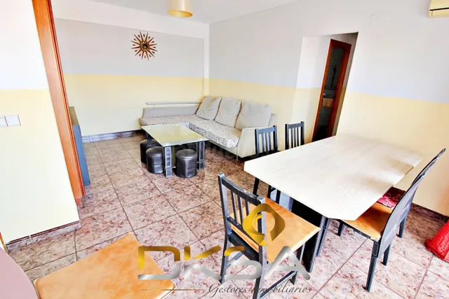 A la venta amplio y económico piso en Almazora - foto 3