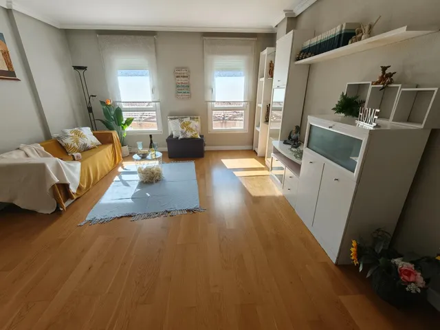 ENAMORATE A UN PESTAÑEO ¡Tu nuevo hogar en Villaobispo te está esperando! ✨ — 33