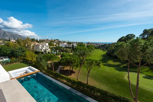 Chalet 6 habitaciones 771m² en venta - Costa del Sol — 3